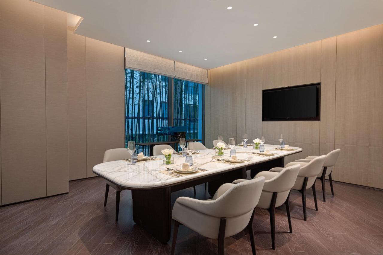 Hualuxe Shanghai Changfeng Park Exterior photo